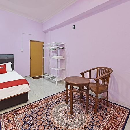 Oyo 90551 Zn Mix Homestay & Roomstay Kampung Raja Exterior foto